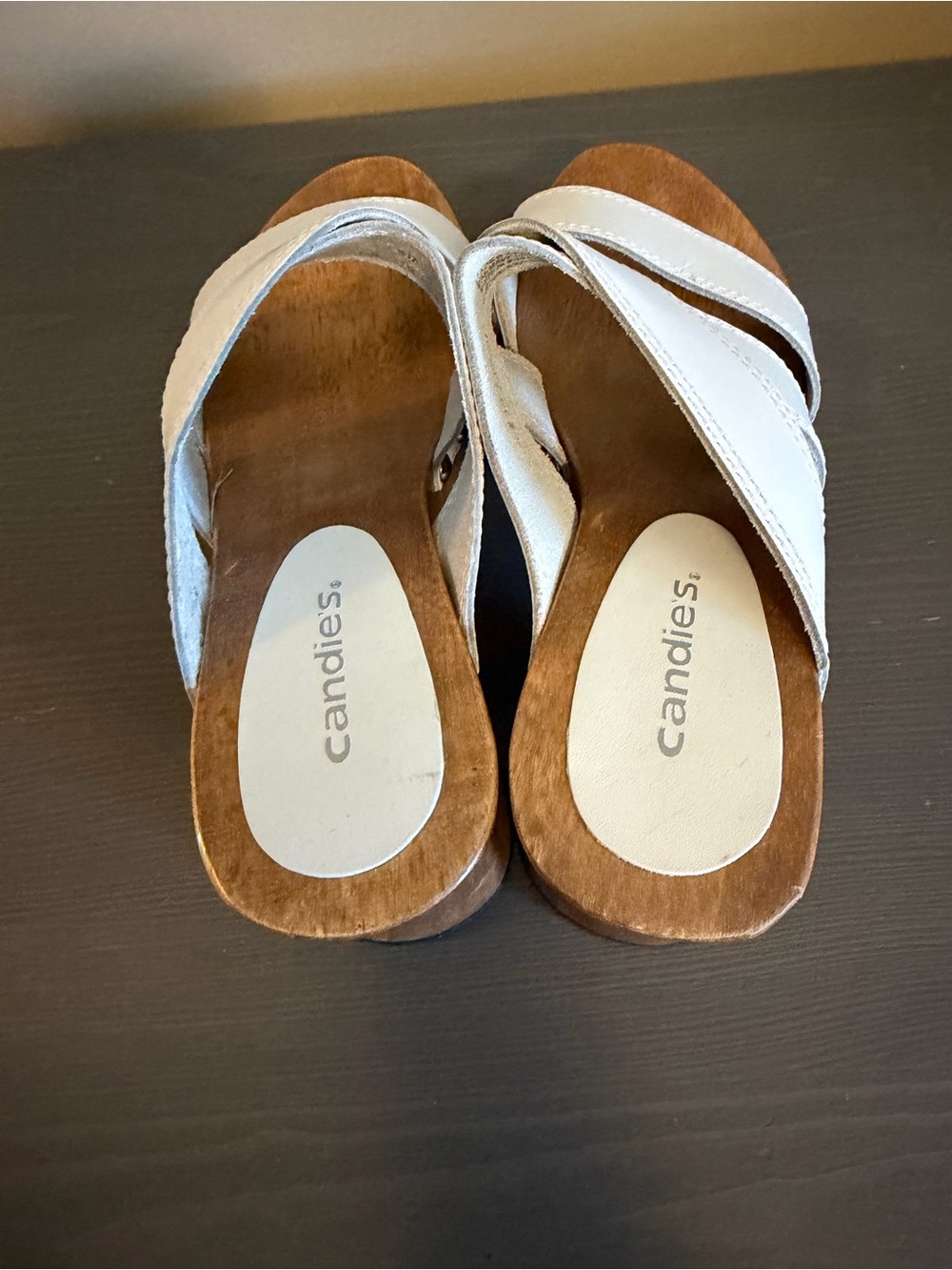 Candie's Vintage Y2K White Leather Double-Strap Wood Platform Clogs - Picture 6 of 7
